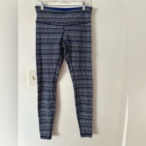 Women Lululemon leggings size 8
